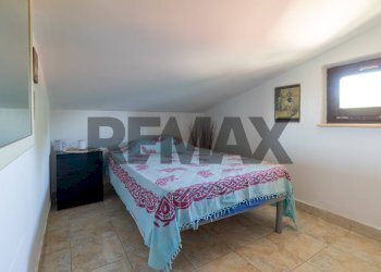 Camera / camera da letto - Casa semi indipendente via ventiquattresima strada
 
21/a, Labico - foto 20