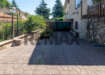 Terrazza - Casa semi indipendente via ventiquattresima strada
 
21/a, Labico - foto 23