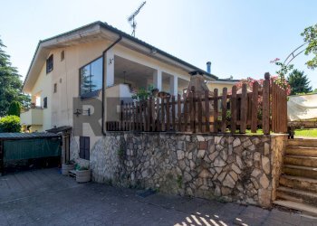 Casa all\'aperto - Casa semi indipendente via ventiquattresima strada
 
21/a, Labico - foto 24
