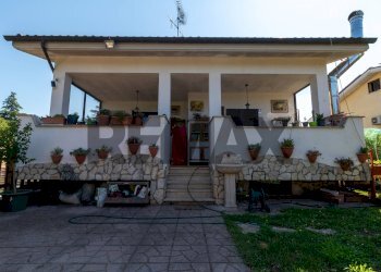 Casa all\'aperto - Casa semi indipendente via ventiquattresima strada
 
21/a, Labico - foto 26