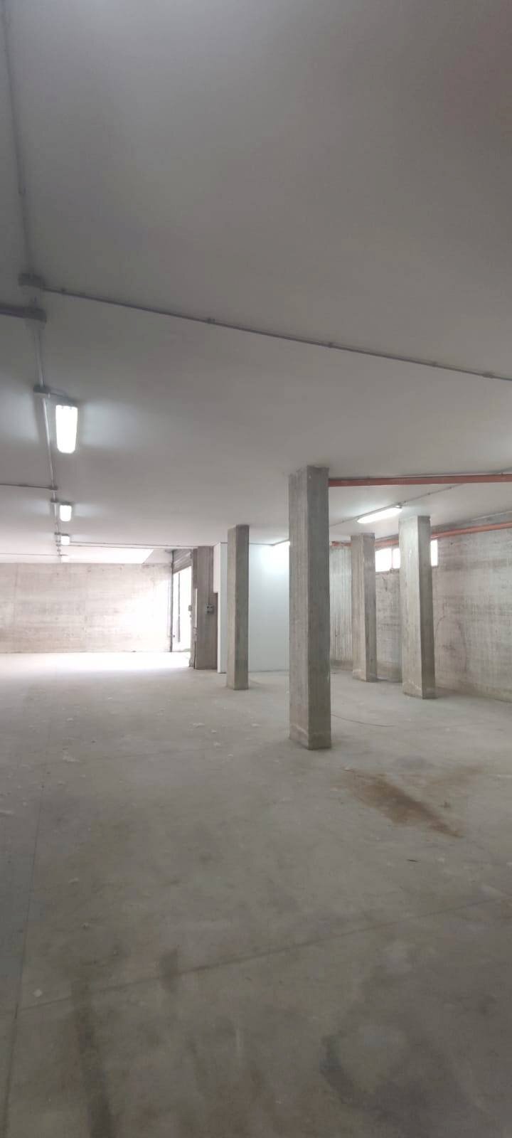 Foto 1 - Box Brecciarolo, Ascoli Piceno - photo 1