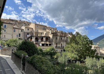 Edificio all\'aperto - Casa indipendente Via Piazza Plebiscito
51, Civitella Alfedena - foto 23