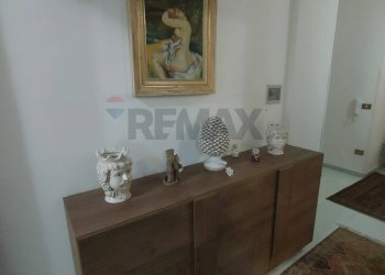 Foto 7 - Quadrilocale via Cervino
 
4, Carini - foto 7