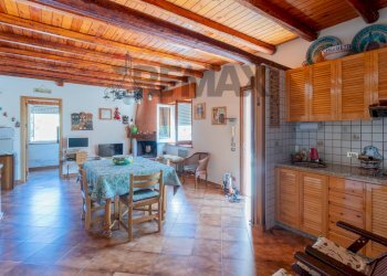 Sala da pranzo - Villa via Esterna Cozzo Ingrassia
 
20, Monreale - photo 13