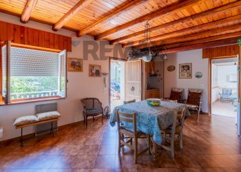 Sala da pranzo - Villa via Esterna Cozzo Ingrassia
 
20, Monreale - photo 14