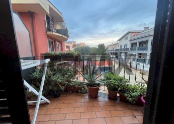 Balcone - Bilocale Via Palmiro Togliatti
 
27, Fiano Romano - foto 9