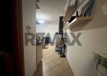 Hall / corridoio - Bilocale Via Palmiro Togliatti
 
27, Fiano Romano - foto 3