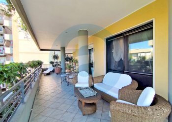 Foto 1 - Trilocale Viale Luigi Einaudi
 
2 F, Bari - foto 1