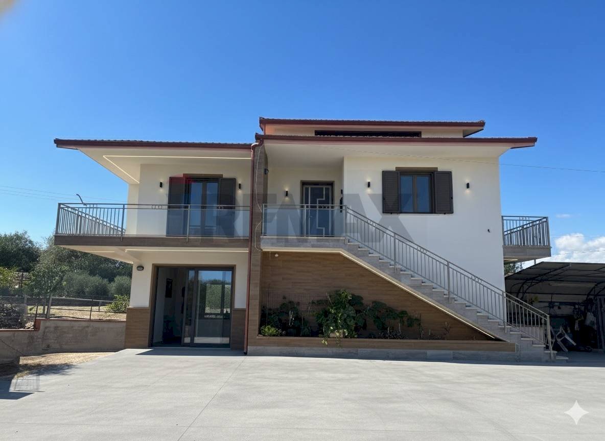 Casa all\'aperto - Villa via pietre nere cava ispica
41, Modica - foto 2