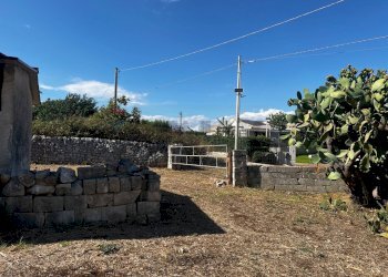 Giardino - Villa via pietre nere cava ispica
 
41, Modica - foto 14