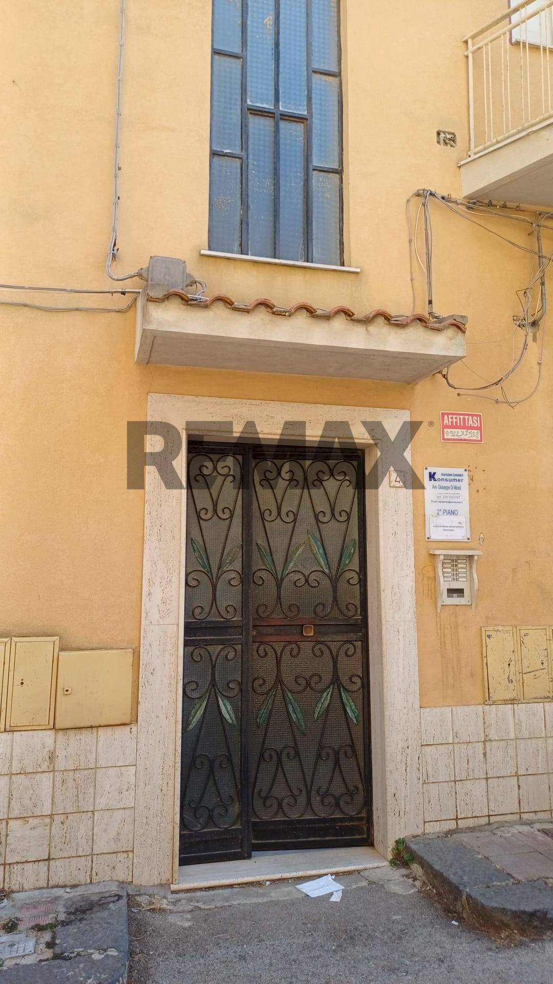 Edificio all\'aperto - Appartamento Via Milano
 
4, Favara - foto 1