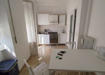 Foto 1 - Quadrilocale Via Ippolito Rosellini
 
15, Pisa - foto 1