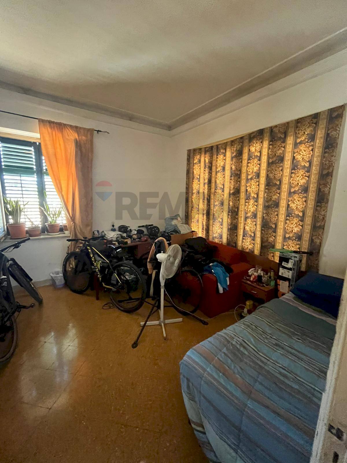 Camera / camera da letto - Quadrilocale Via Colomba
 
64, Palermo - foto 1