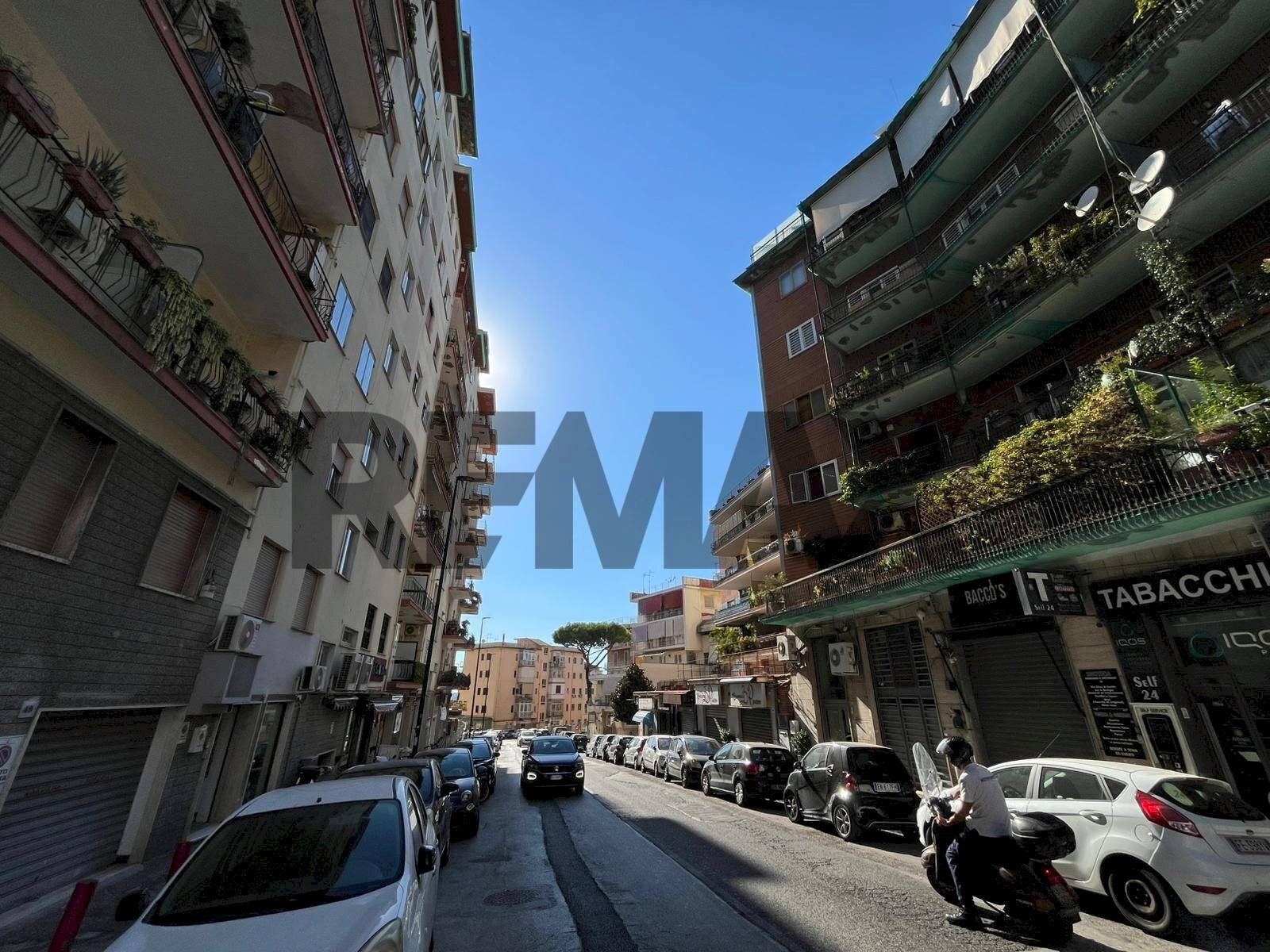Edificio all\'aperto - Attico Via Michelangelo Da Caravaggio
45, Napoli - foto 3