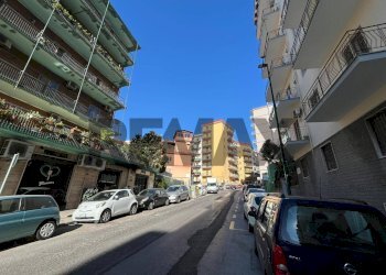 Edificio all\'aperto - Attico Via Michelangelo Da Caravaggio
 
45, Napoli - foto 2