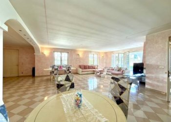 Foto 4 - Villa Via Enrico Fermi
 
12, Padenghe sul Garda - foto 4