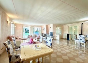 Foto 9 - Villa Via Enrico Fermi
 
12, Padenghe sul Garda - foto 9