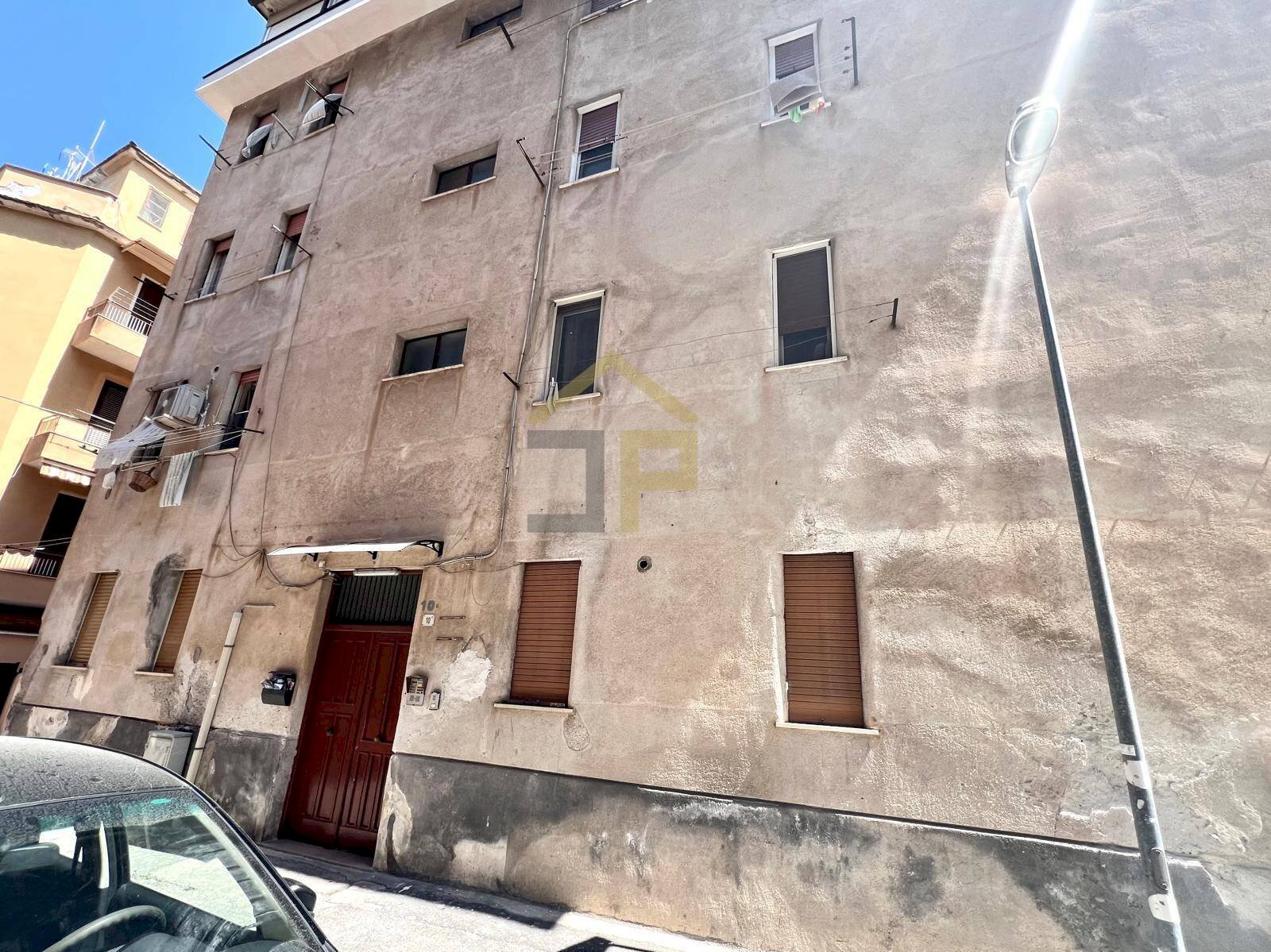 Foto 1 - Trilocale cortile spanò
 
10, Palermo - foto 1