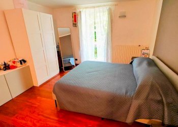 Camera da letto - Two-room apartment via Matteo Pescatore, 11, Torino (neighborhood Centro) - photo 4