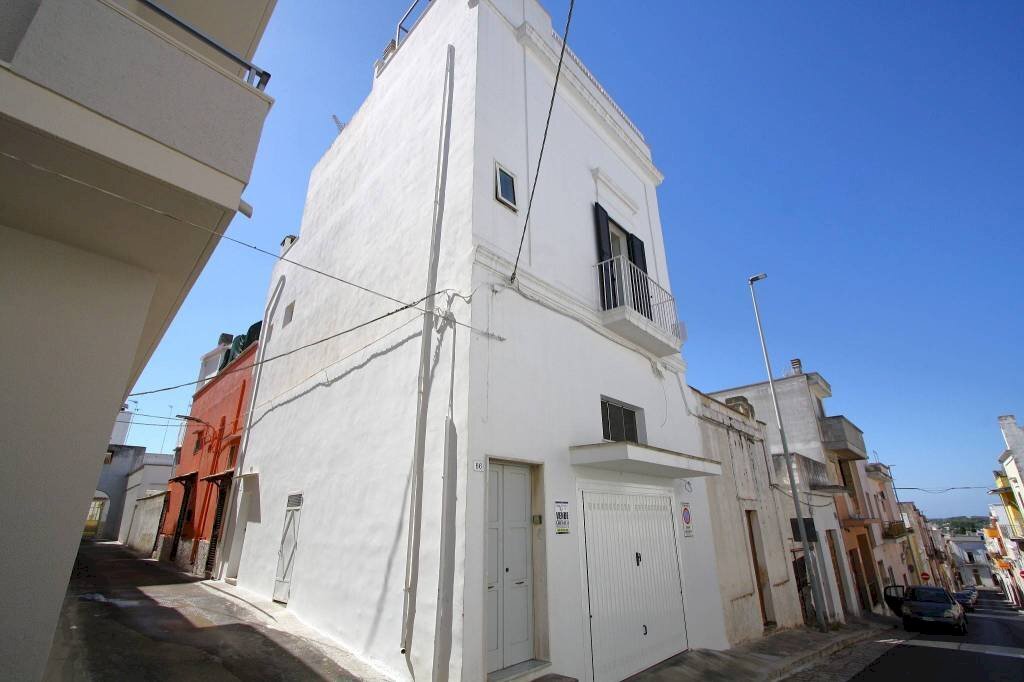 Facciata - Loft via Giuseppe Garibaldi, Matino - foto 3