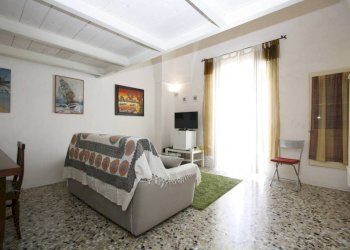 Salone - Loft via Giuseppe Garibaldi, Matino - foto 5