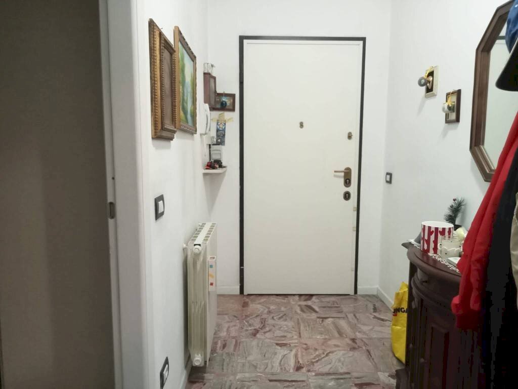 Ingresso - Trilocale via Carlo Cane, 10, Gallarate - foto 3