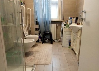Bagno - Trilocale via Carlo Cane, 10, Gallarate - foto 4