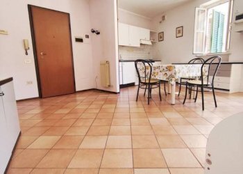 Salone - One-room apartment piazza Romanisio, 32, Fossano - photo 8