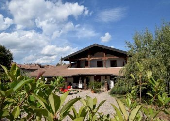 Facciata - Villa Frazione Poggi San Spirito, 33, Ceva - photo 1