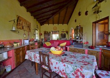 Cucina - Villa Frazione Poggi San Spirito, 33, Ceva - photo 9