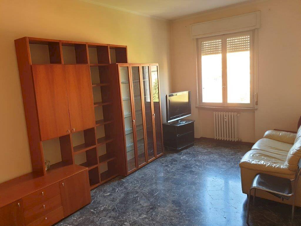 Camera da letto - Three-room apartment viale La Grola, 29, Parma (neighborhood Pablo) - photo 2