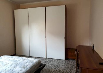 Camera da letto - Trilocale viale La Grola, 29, Parma (zona Pablo) - foto 12