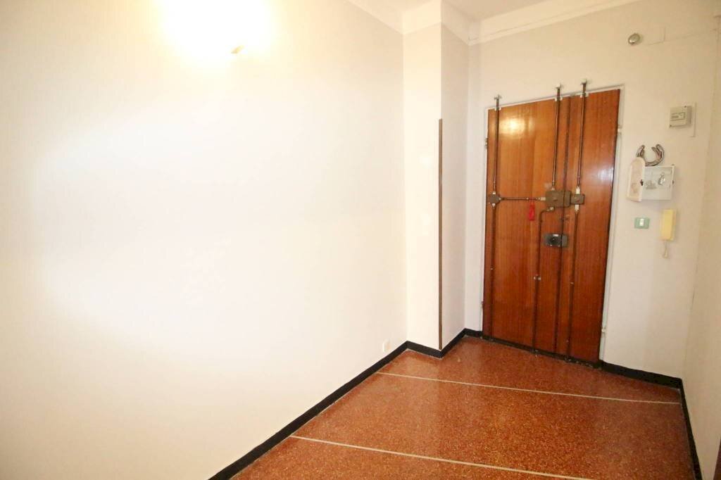 Ingresso - Trilocale via Gaspare Murtola, Genova (zona Prà) - foto 3