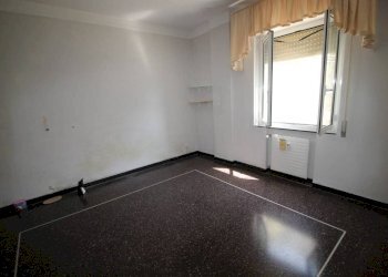 Camera da letto - Trilocale via Gaspare Murtola, Genova (zona Prà) - foto 12
