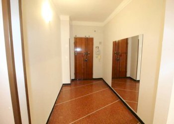 Ingresso - Trilocale via Gaspare Murtola, Genova (zona Prà) - foto 2