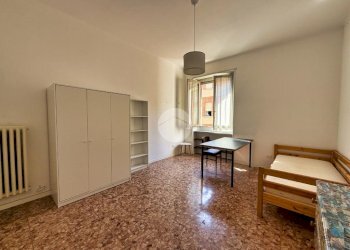 Four-room apartment Via Moretta, Torino (neighborhood Cenisia) - photo 13