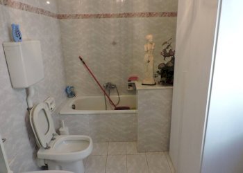 Bagno - Appartamento via San Pier d'Arena, 18, Genova (zona Sampierdarena) - foto 19