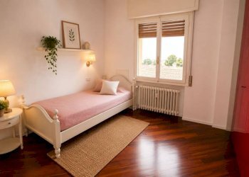 Camera da letto - Appartamento Bologna (zona Massarenti) - foto 8
