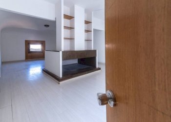 Salone - Three-room apartment via Galliera, 32, Bologna (neighborhood Marconi) - photo 1