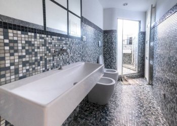 Bagno - Three-room apartment via Galliera, 32, Bologna (neighborhood Marconi) - photo 11