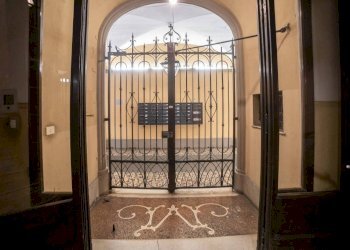 Interno palazzo - Three-room apartment via Galliera, 32, Bologna (neighborhood Marconi) - photo 16