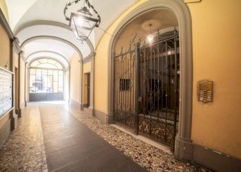 Interno palazzo - Three-room apartment via Galliera, 32, Bologna (neighborhood Marconi) - photo 17
