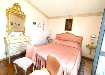 Camera da letto - Villa a Schiera frazione Roata Rossi, Cuneo - foto 13