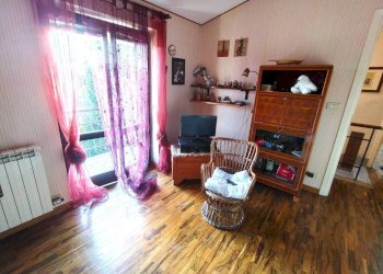 Camera da letto - Villa a Schiera frazione Roata Rossi, Cuneo - foto 18