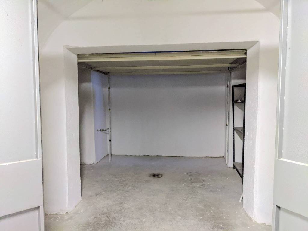 Interno non residenziale - Box via Galliera, Bologna (zona Marconi) - foto 1
