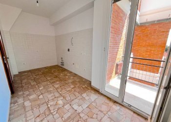 Cucina - Appartamento via Enrico Casanova, San Lazzaro di Savena - foto 9