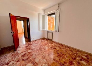 Camera da letto - Appartamento via Enrico Casanova, San Lazzaro di Savena - foto 12