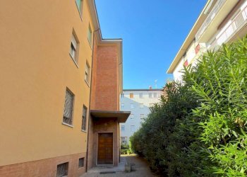 Cortile interno - Bilocale via Pietro Mengoli, Bologna (zona Massarenti) - foto 17