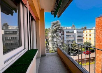 Terrazzo - Bilocale via Adelaide Borghi Mamo, Bologna (zona Colli) - foto 1