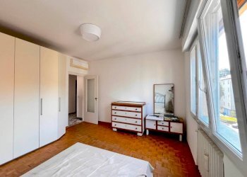 Camera da letto - Bilocale via Adelaide Borghi Mamo, Bologna (zona Colli) - foto 18
